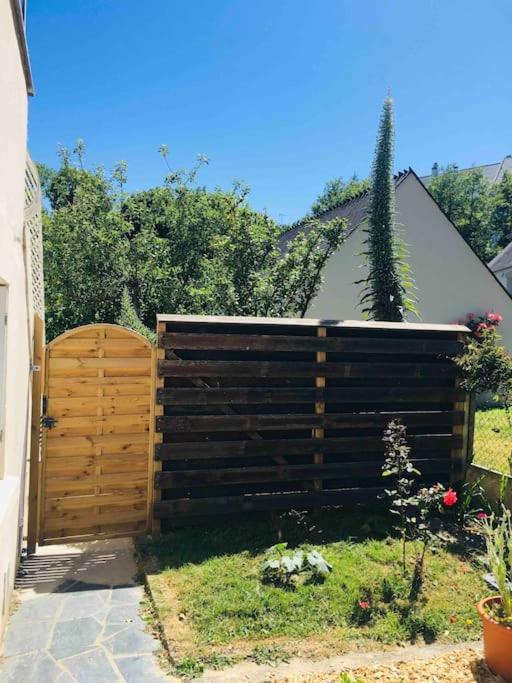 Logement Independant,Calme A 2 Pas Du Centre Ville Lannion Zewnętrze zdjęcie