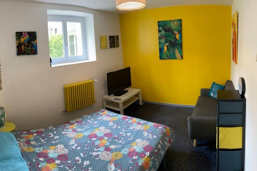 Logement Independant,Calme A 2 Pas Du Centre Ville Lannion Zewnętrze zdjęcie